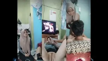 Bokep Jilbab Ukhti Cilik Pamer Servis Andalannya